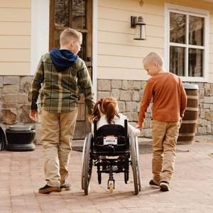 Meet your Posher, Travis n amanda